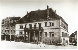 Markt 28